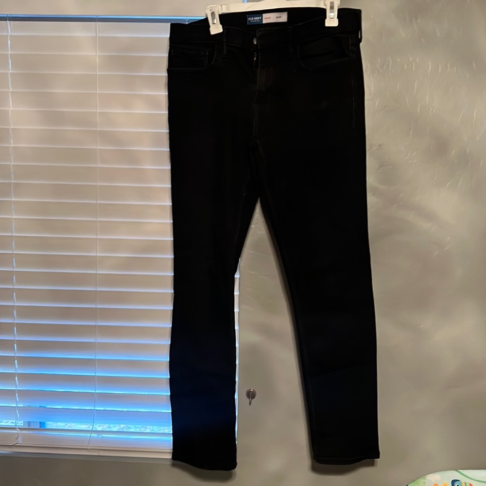 Black old navy jeans 33x32